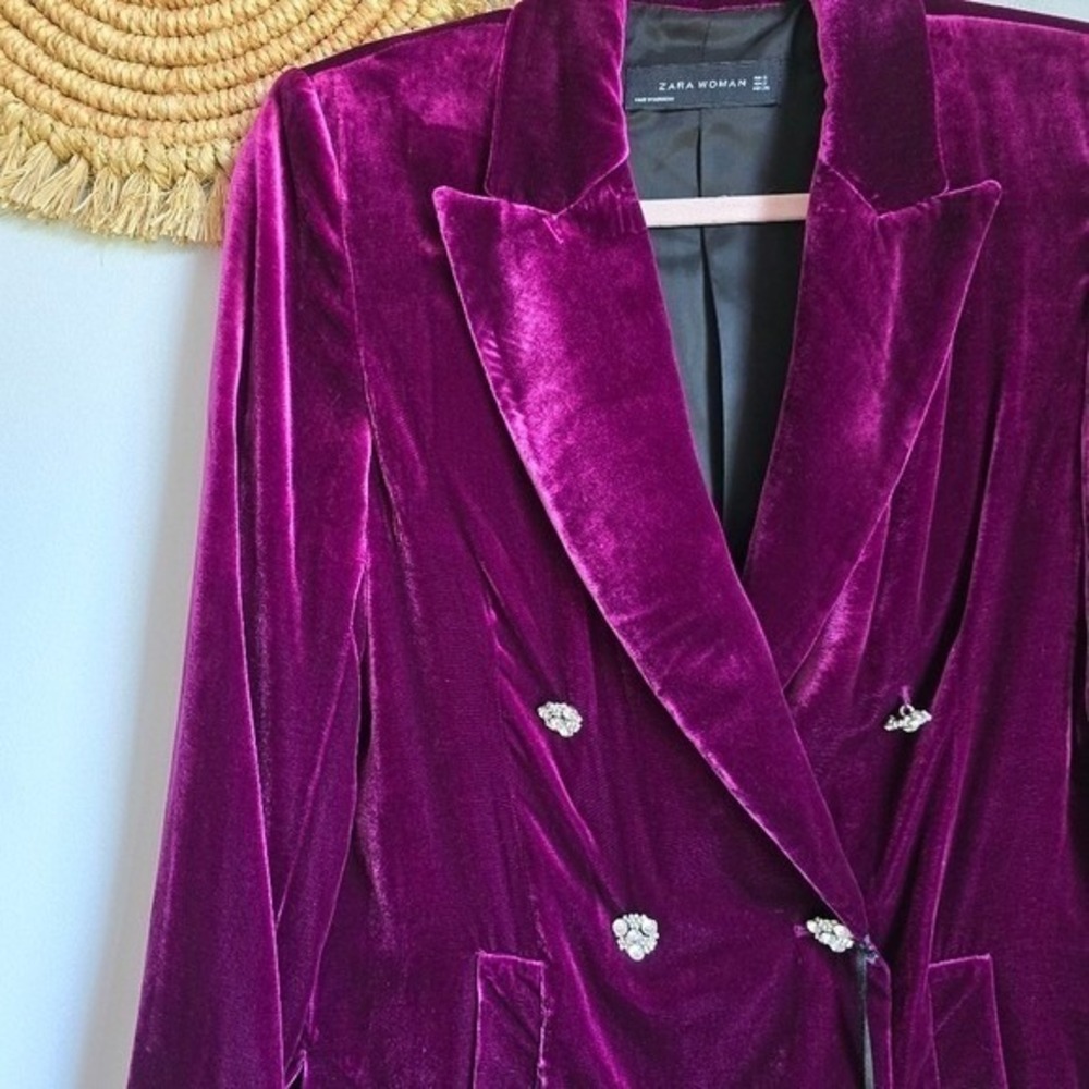 ZARA NEW Luxe Purple Velvet Rhinestone Button Oversized Blazer SZ Small - Picture 4 of 12